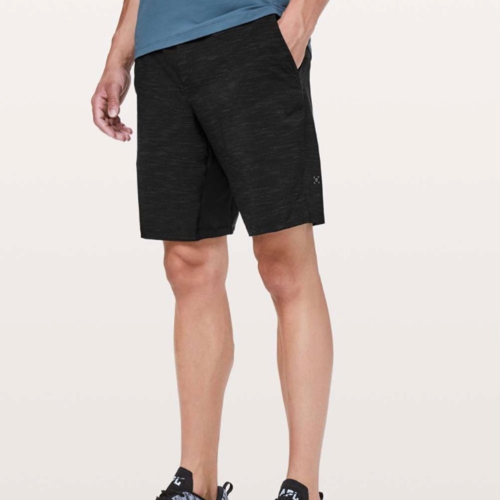 Lululemon Men's T.H.E. Short *9" - All Court Texture Deep Coal Black‎ - Medium